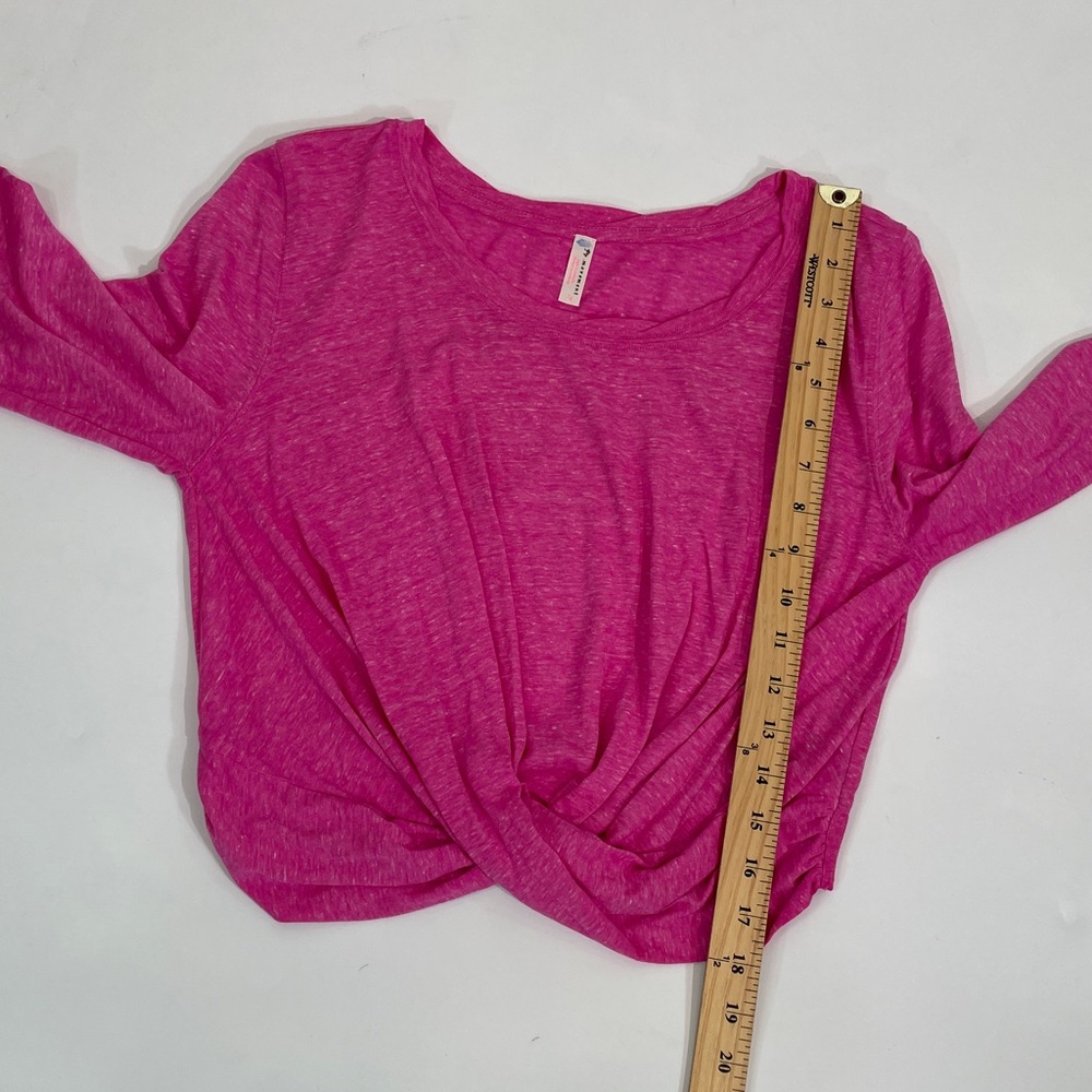 Free People Movement Top Size L Long Sleeve Bright Pink NWOT - Picture 5 of 9